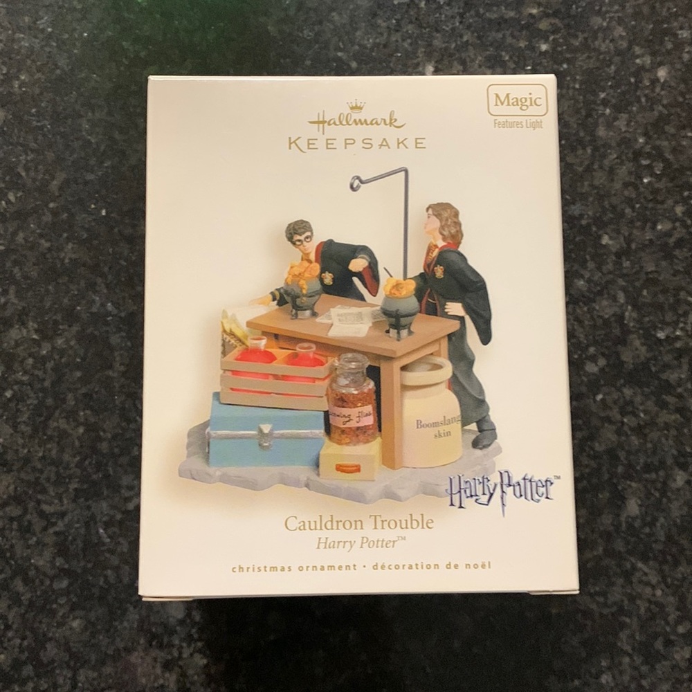 Harry Potter Hallmark Keepsake. Cauldron trouble.